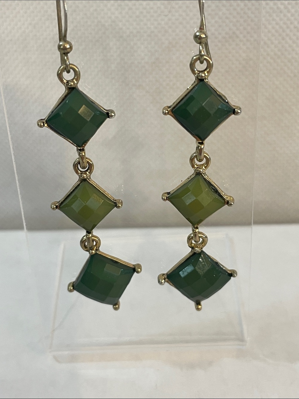 Vintage Three-Tier Green Faceted Lucite Square Drop Earrings 2” Gold Tone Hooks